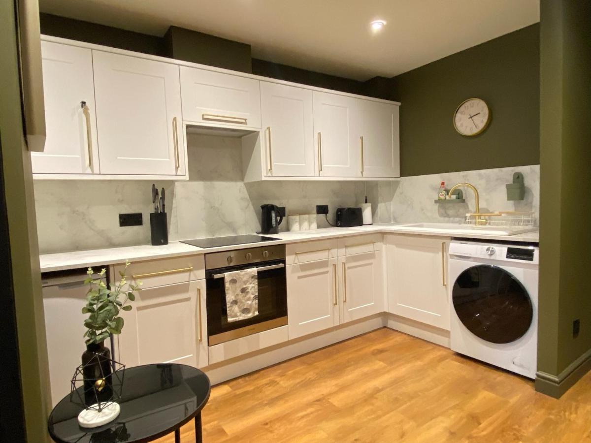 Appartement Luxury 2 Bedroom W/ Free Parking *