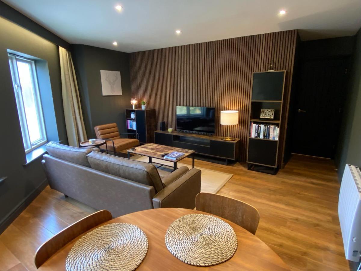 Appartement Luxury 2 Bedroom W/ Free Parking *